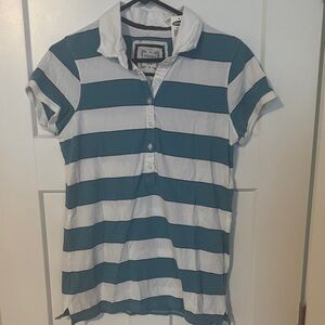 Old Navy Vintage Women's Button Down Polo Shirt in Blue and White Stripes